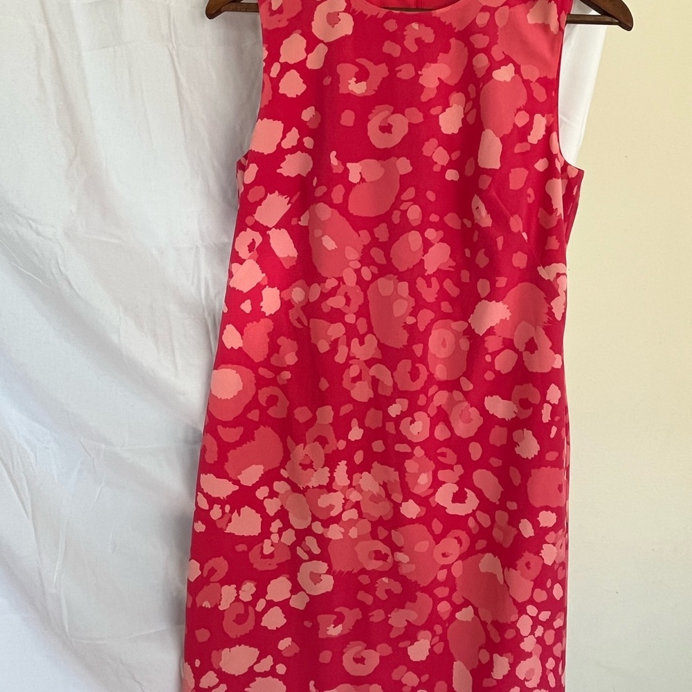 Ann Taylor Silk Dress Hot Pink Floral Shift Sheath Size 4 Semi-Formal